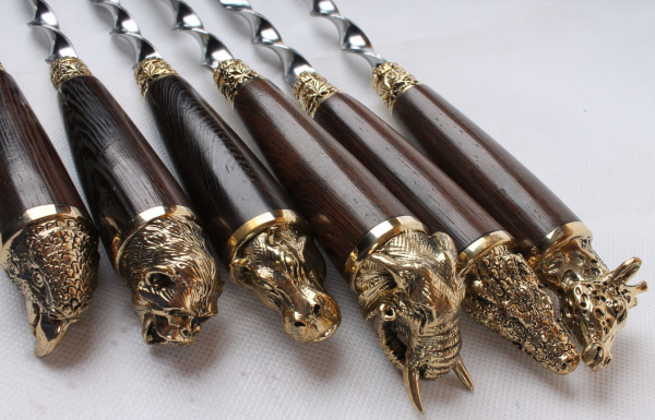 Набор шампуров с декоративным литьем и дер. ручкой "Африка" (6 шт)